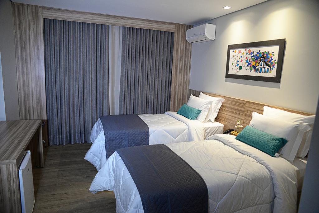 Dubai Suites มอนเตสกลารอส ภายนอก รูปภาพ
